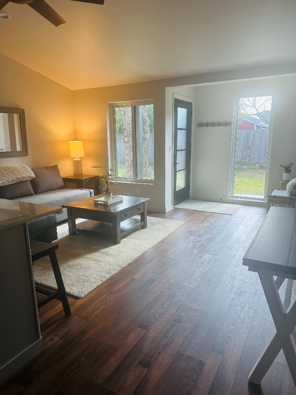 Photo - 2908-2958 58th St