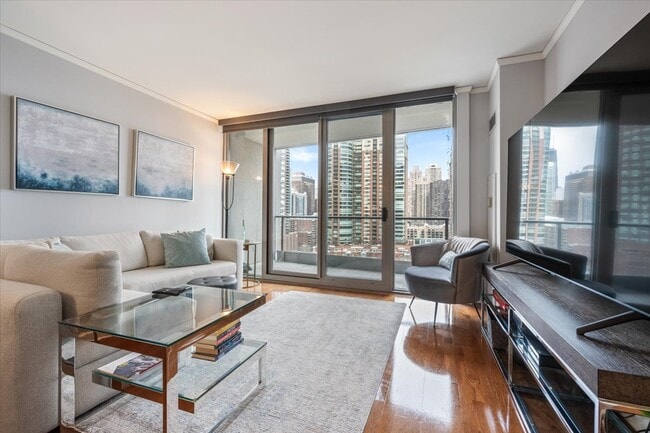 Photo - 420 E Waterside Dr Unit 911