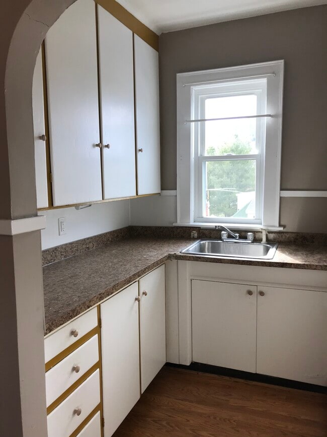 Photo - 527 Champlain St Unidad SecondLevel