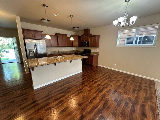 Photo - 7613 Columbia Way NE