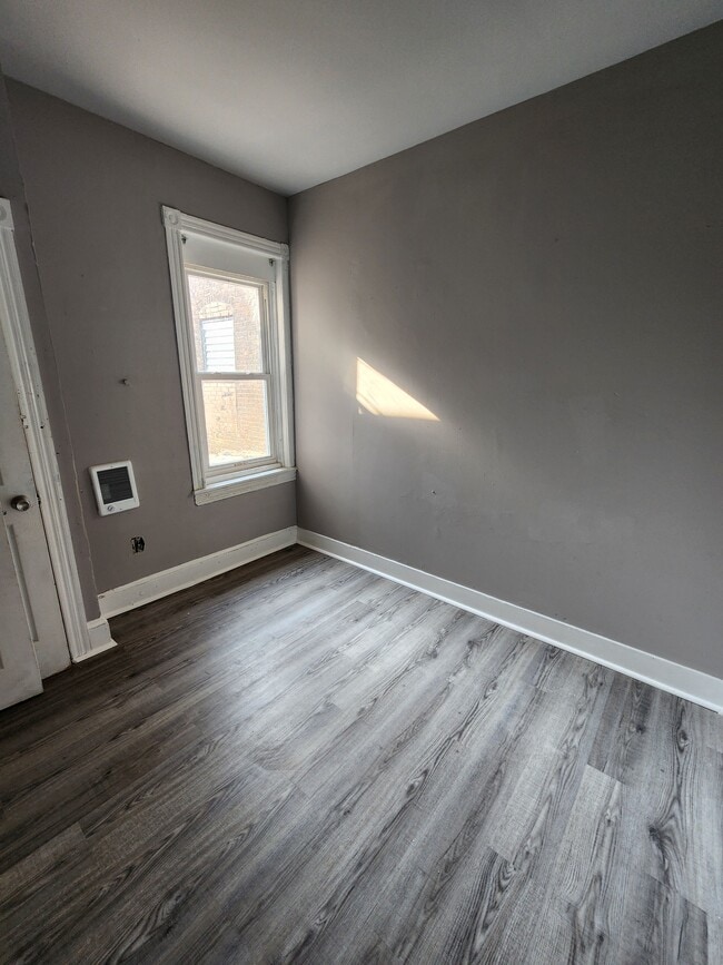 Photo - 3333 N Bouvier St