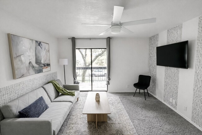 Photo - 1002 Clayton Ln Unidad SI ID1507059P