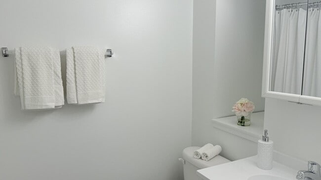 Bridgeport Suites