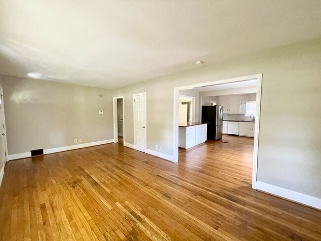 Photo - Rosewood
