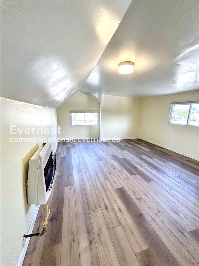 Photo - 3391 W 117th St Unidad 3