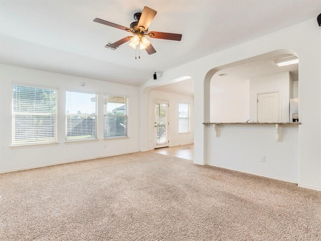 Photo - 100 Quarry Ln