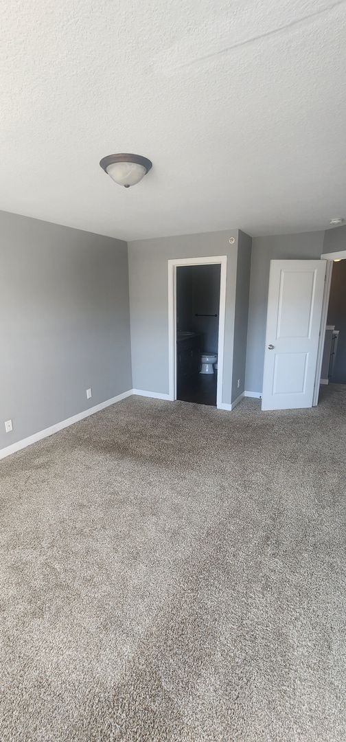 Photo - Beautiful 3 Bed Town Home for Rent