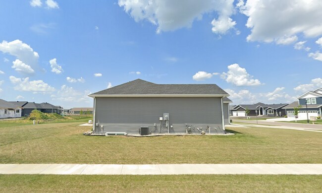 Photo - 5 Bed 3 Bath Single Family Home