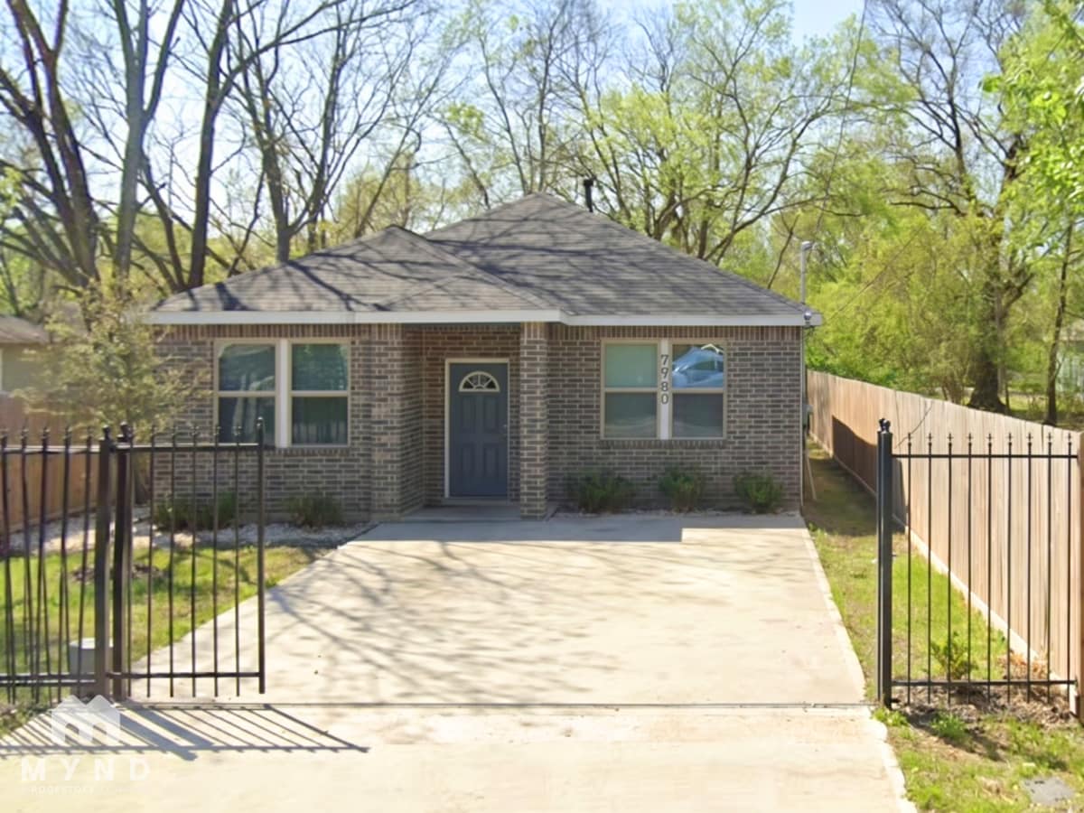 Photo - 7980 Kenton St