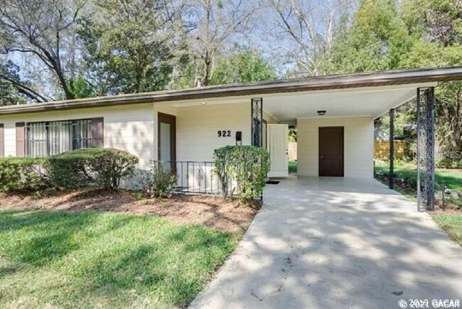 Photo - 922 NE 6th Ave Rental