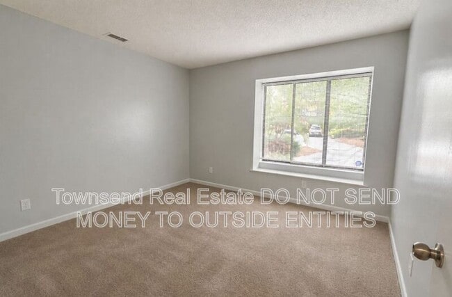 Photo - 501 Cypress Trace Dr