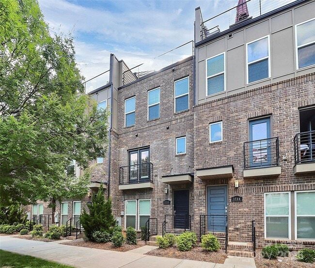 Photo - 3726 Sky Haven Dr Townhome