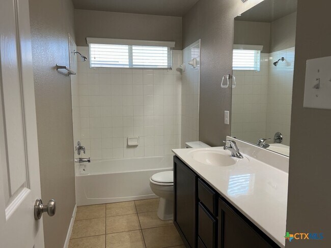 Photo - 3406 Cricklewood Drive
