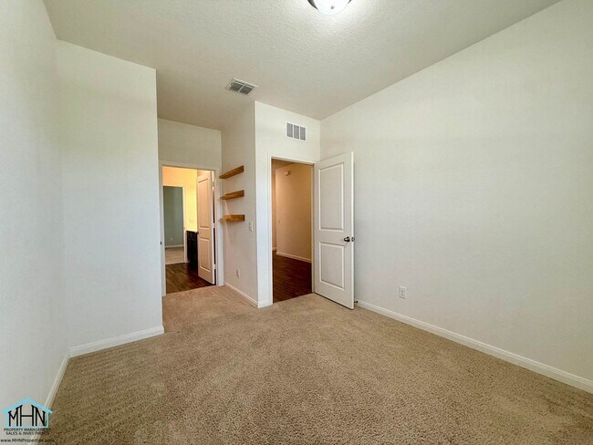 Photo - Beautiful 4-Bedroom 3-Bath Single Story Home Conveniently Located near Loop 1604, I-10, and FM 1516!