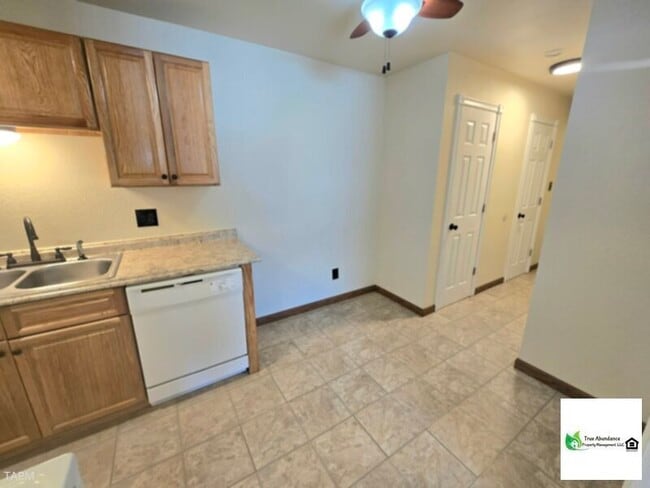 Photo - Charming Two Bedroom apt in Windsor CO!