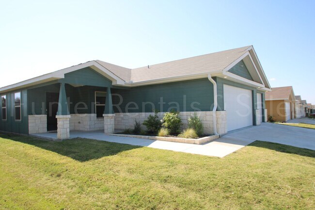 Photo - 805 Freedom Cir