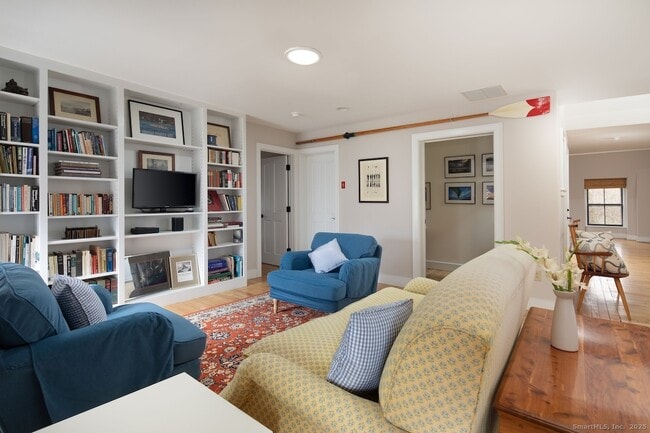 Photo - 31 Sharon Rd Unidad 5