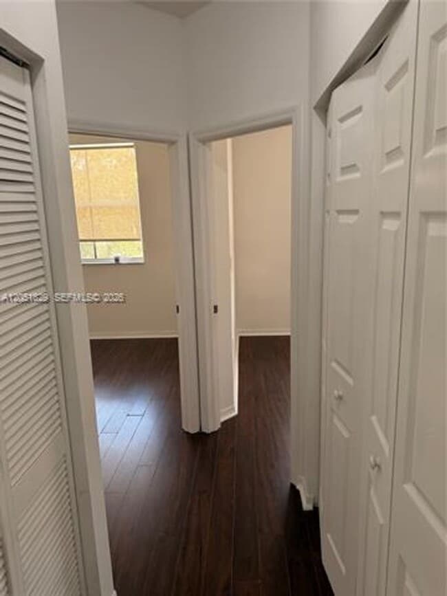 Photo - 906 SW 143rd Ave