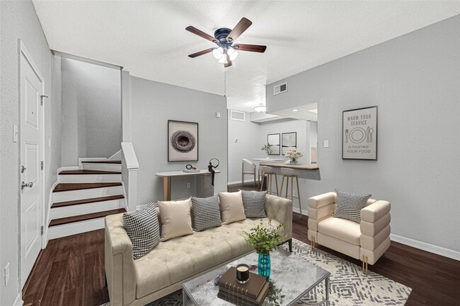 Building Photo - 2425 Augusta Dr Unit 29