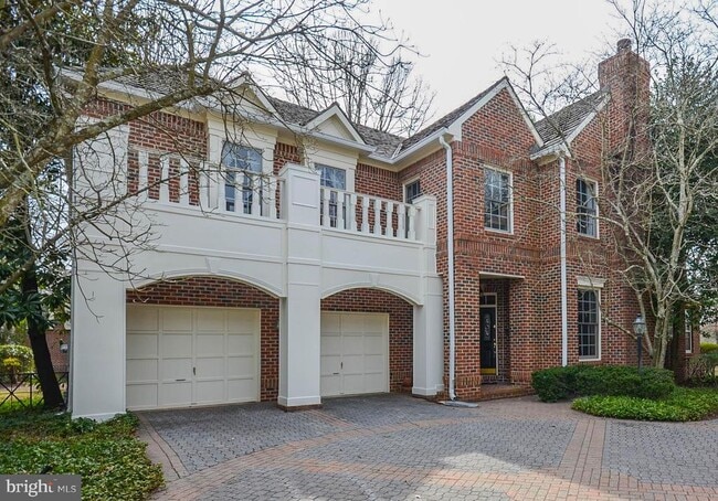 Photo - 7806 Fox Gate Ct House
