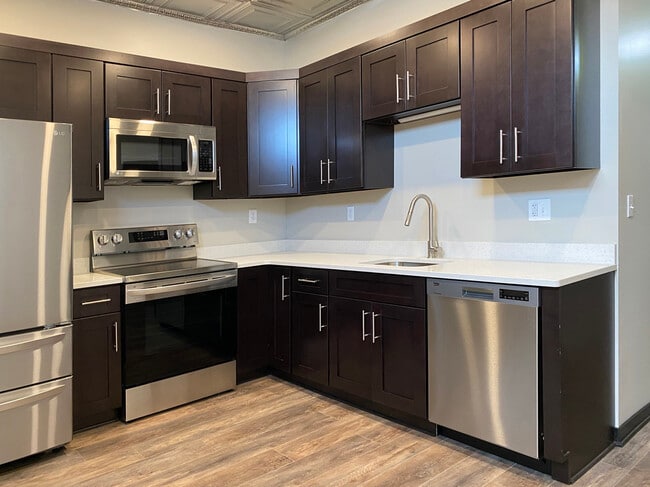 Tin Top 1A - Kitchen