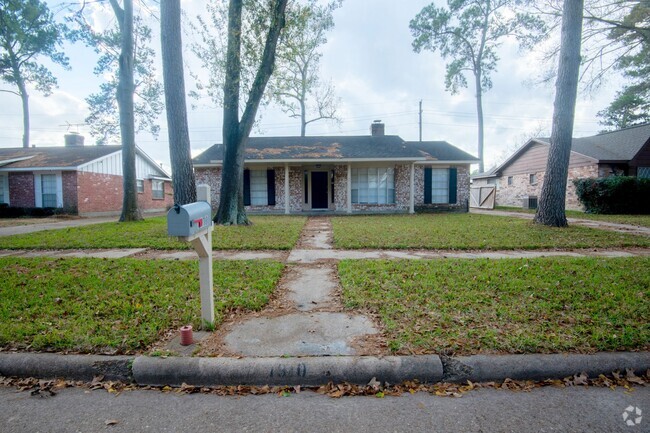 Building Photo - 1910 Cobble Creek Dr Rental