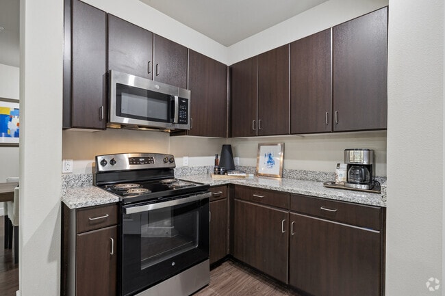 2BR, 2BA - 1,211SF - Kitchen