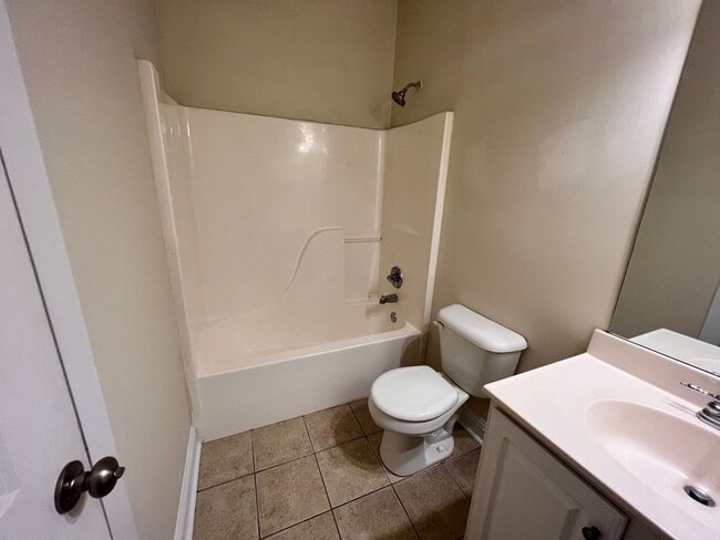 Photo - PRE-LEASING FOR AUGUST 2026!