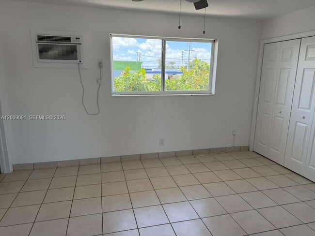 Photo - 609 NE 6th Ct Unit F