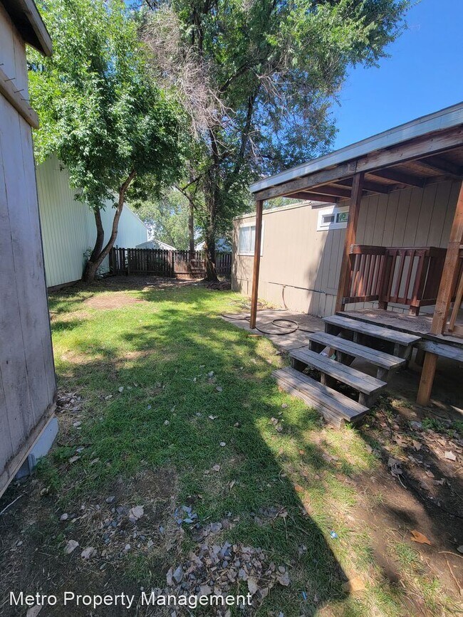 Photo - 2 br, 1 bath House - 496 Riley Road #4