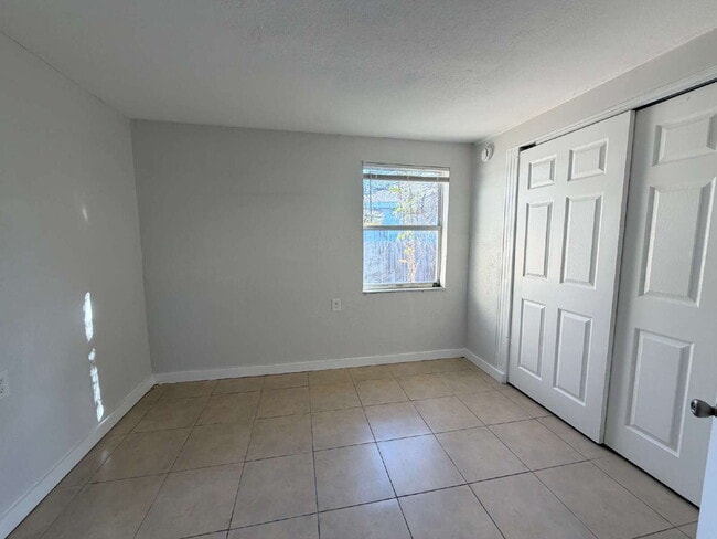 Photo - 6651 River Rd Unit B