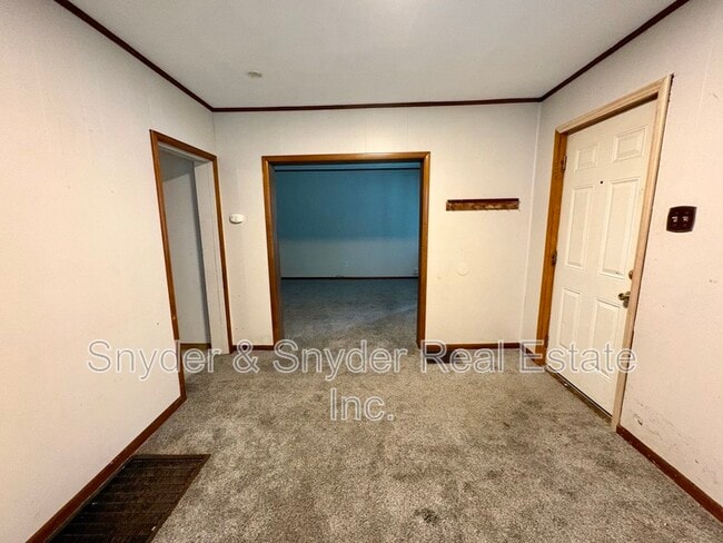 Photo - 391 E Voris St