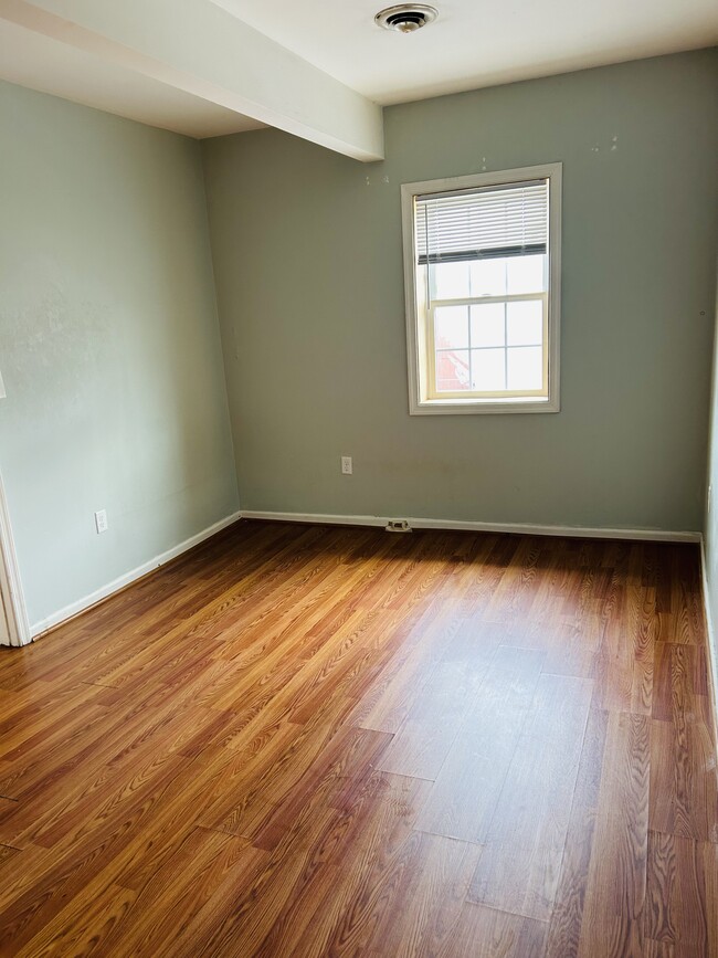 Photo - Jaelen LLC Unit B