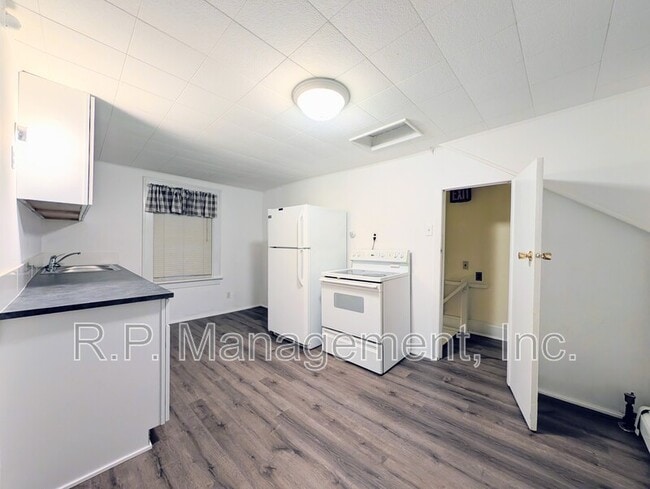 Photo - 538 2nd St NW