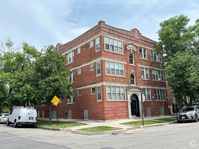 Building Photo - 3449 W Schubert Ave Unit 2 Rental