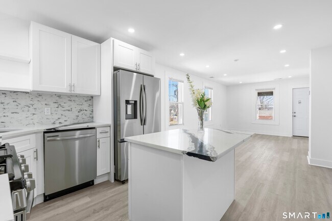 Photo - 93 Spring St