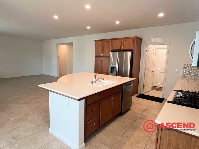 Photo - Alluring Home Located In HOA!