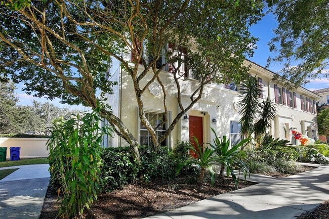 Photo - 10010 SW 21st St