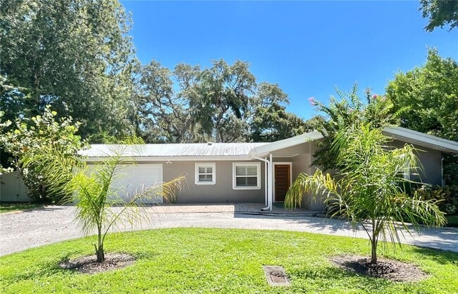 Building Photo - 1060 Jesse Ave