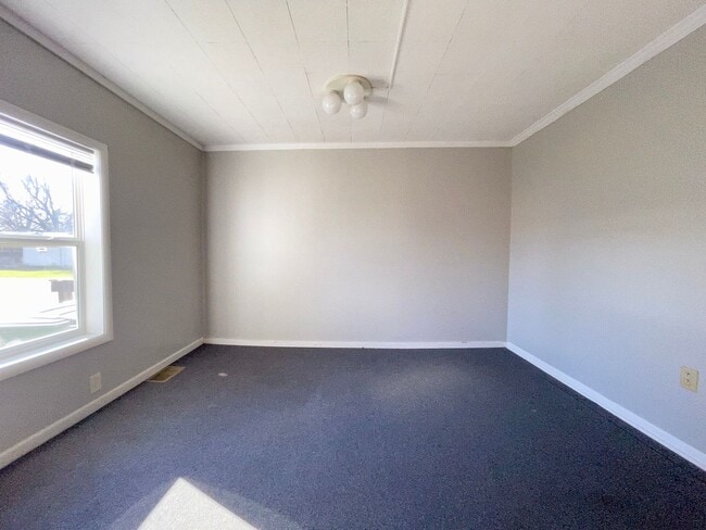 Photo - 1900 E 22nd St Unit #2