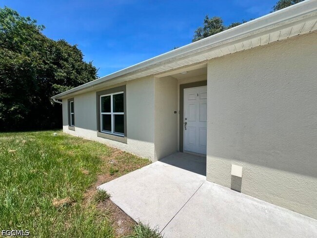 Photo - 1173 E Benbow Cir