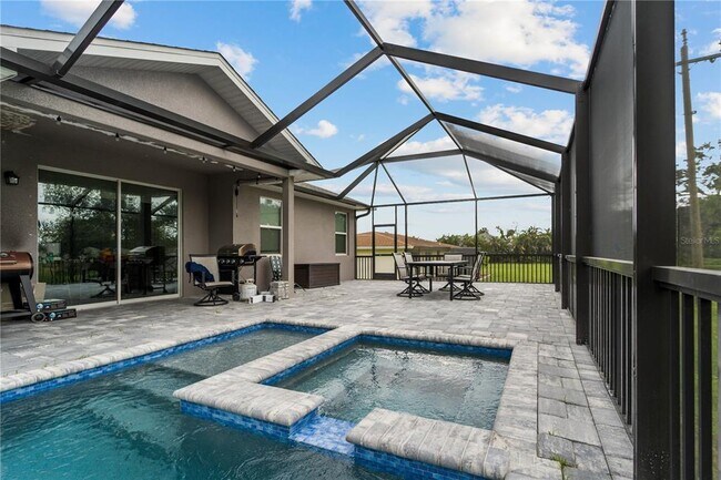 265 Annapolis Ln