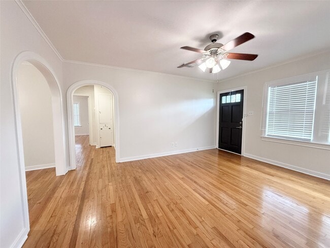 Photo - 813 Gale St Casa