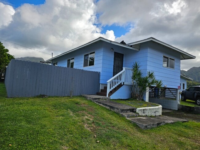 3 Bed / 2 Bath Single-Family Attached Home... - 3 Bed / 2 Bath Single-Family Attached Home... Unidad C