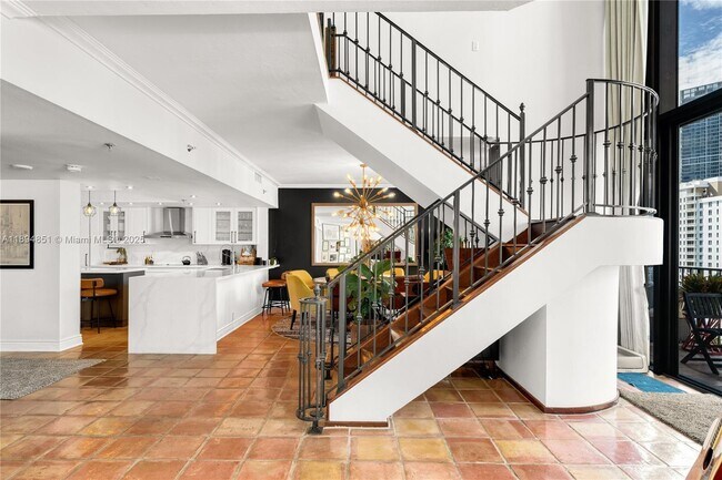 Photo - 520 Brickell Key Dr Unit APH00