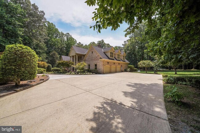 Photo - 11111 Devereux Station Ln