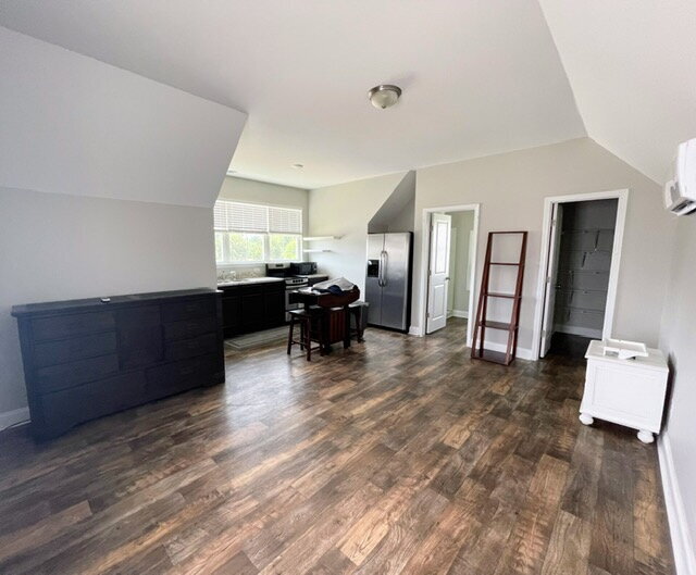 Photo - Studio Garage Apartment for Rent in downtown Bluffton