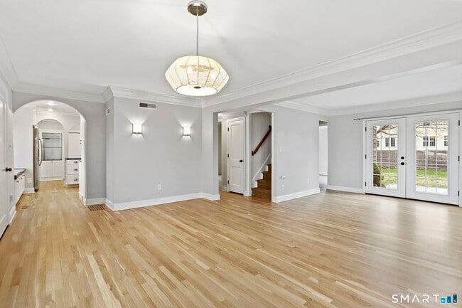 Photo - 21 Eunice Ave