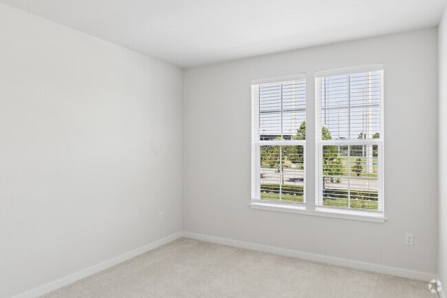 B4 - 2BR, 2BA - 1,230SF - Primary Bedroom