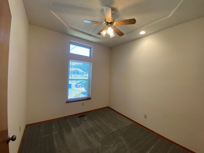 Photo - Edmond Schools - Newly Renovated 3 bedroom 2 bath